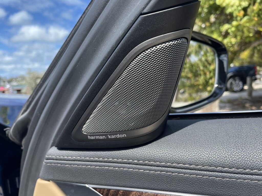 2022 BMW 7 Series 750i xDrive~BUCKETS/COOLED SEATS~CRUISE CONTROL~DRIVER ASSISTANCE PACKAGE~MOONROOF / SUNROOF~PREMIUM SOUND SYSTEM Sarasota FL