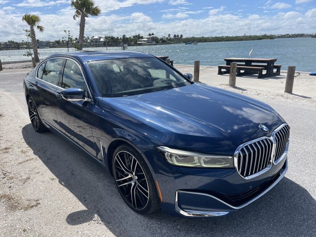 2022 BMW 7 Series 750i xDrive~BUCKETS/COOLED SEATS~CRUISE CONTROL~DRIVER ASSISTANCE PACKAGE~MOONROOF / SUNROOF~PREMIUM SOUND SYSTEM Sarasota FL