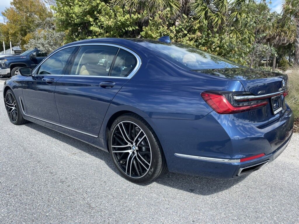 2022 BMW 7 Series 750i xDrive~BUCKETS/COOLED SEATS~CRUISE CONTROL~DRIVER ASSISTANCE PACKAGE~MOONROOF / SUNROOF~PREMIUM SOUND SYSTEM Sarasota FL