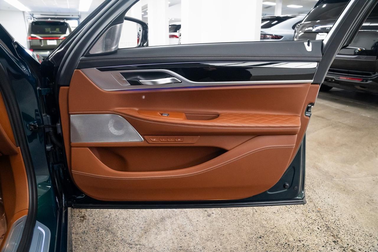 2022 BMW 7 Series ALPINA B7 xDrive Luxury Rear Seats Bowers &amp; Wilkins Audio Portland OR