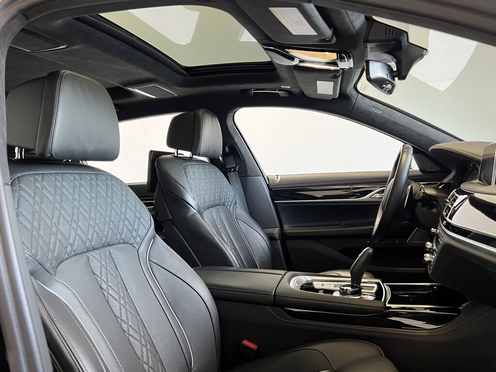 2022 BMW 7 Series M760i Indianapolis IN