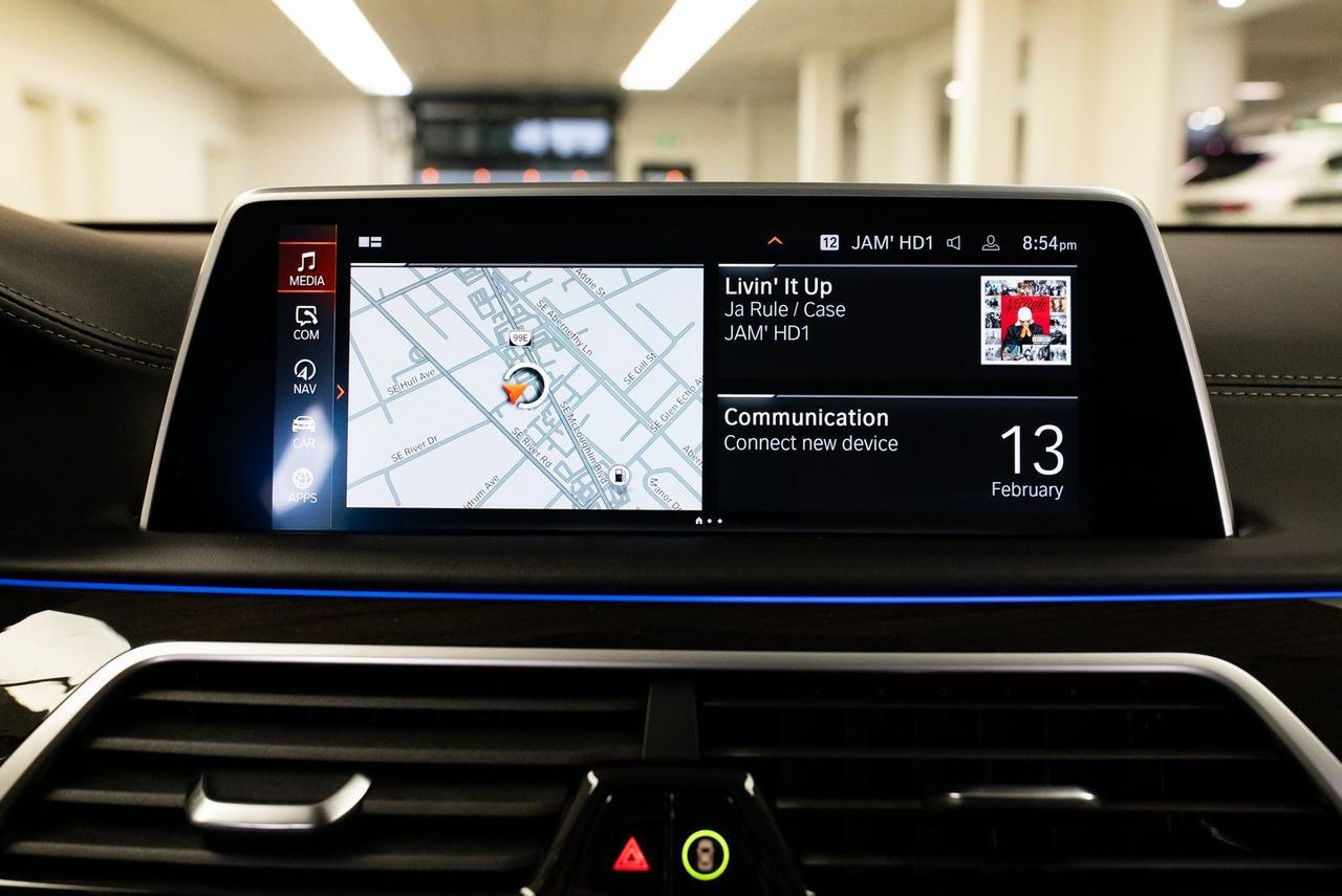 2022 BMW 7 Series M760i Massage Seats Head-Up Display Portland OR