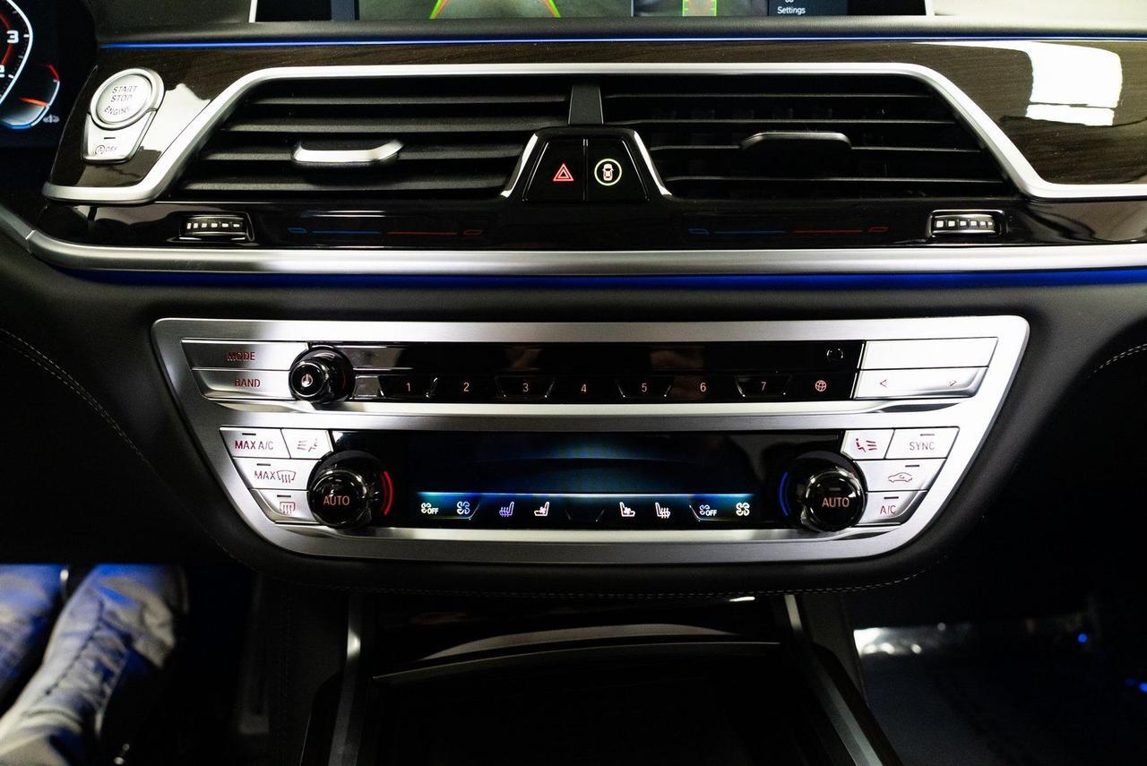 2022 BMW 7 Series M760i Massage Seats Head-Up Display Portland OR