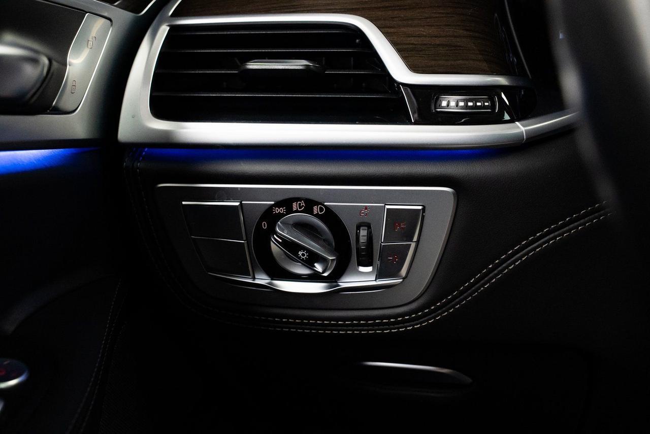2022 BMW 7 Series M760i Massage Seats Head-Up Display Portland OR