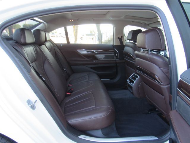 2022 BMW 740 i Plano TX