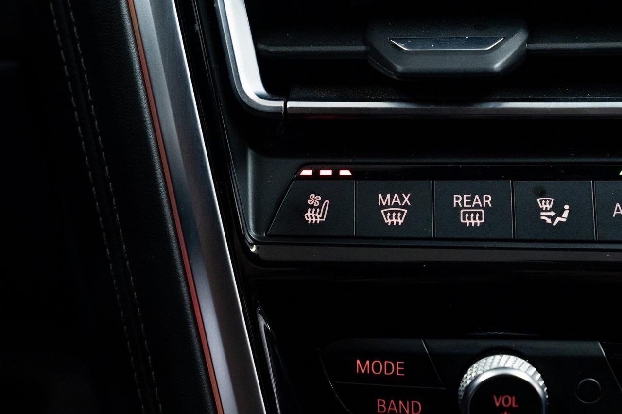 2022 BMW 8 Series ALPINA B8 xDrive 1 Owner Bowers &amp; Wilkins Sound Carbon Roof Portland OR