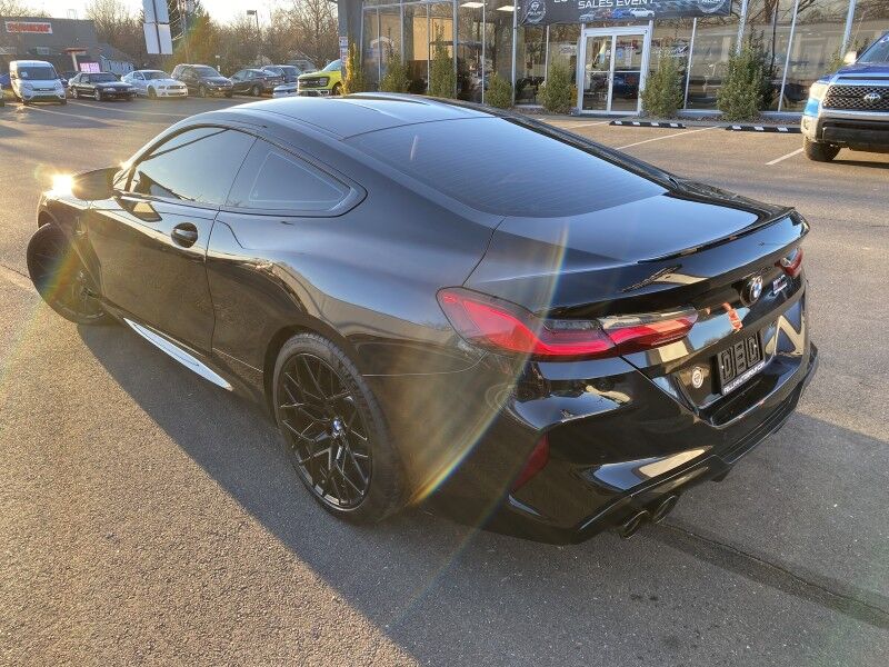 2022 BMW M8 Competition