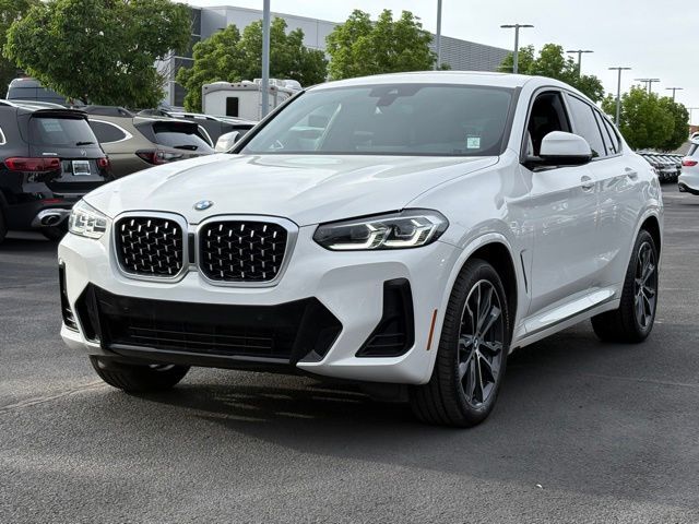 2022 BMW X4