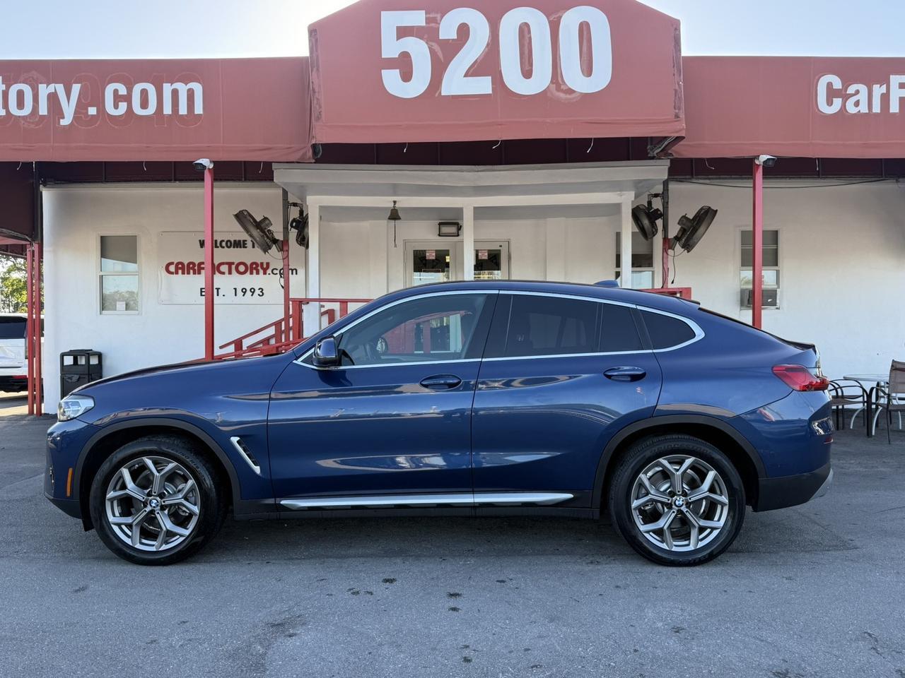 2022 BMW X4 xDrive30i