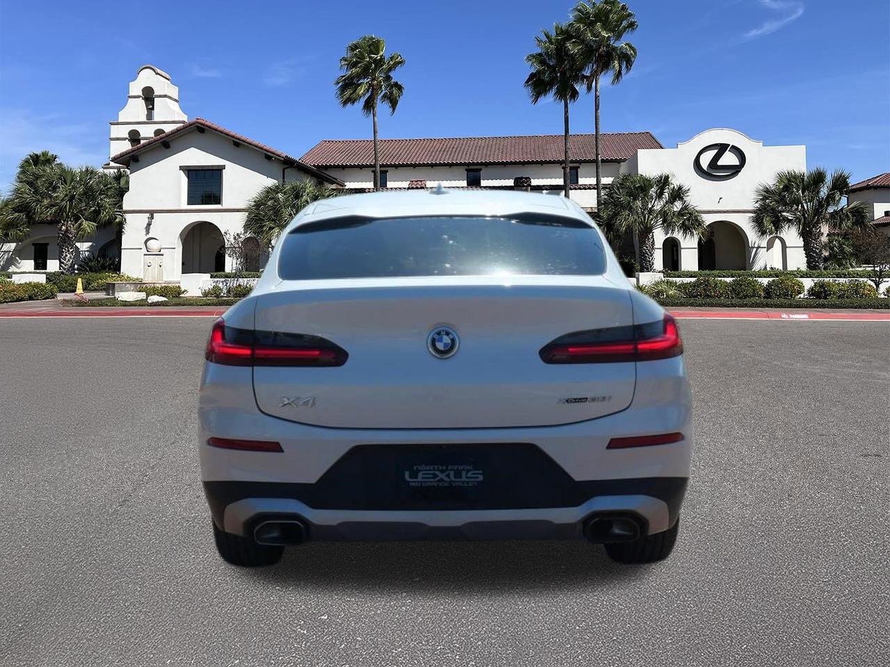 2022 BMW X4 xDrive30i