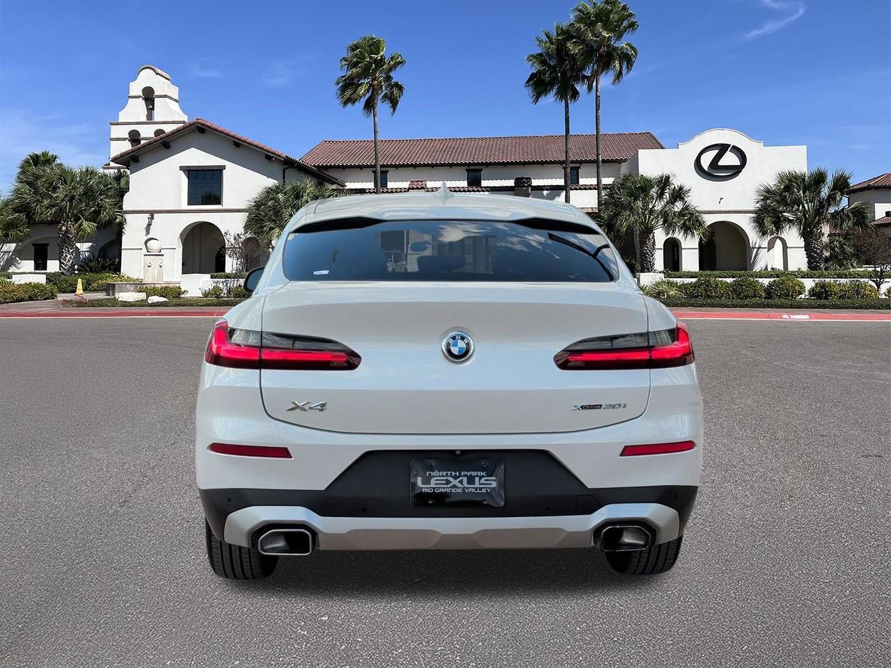 2022 BMW X4 xDrive30i