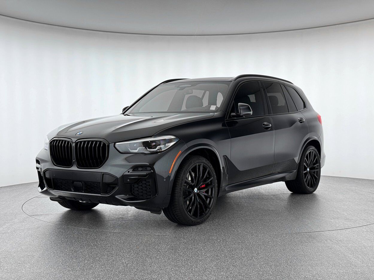 2022 BMW X5 M50i