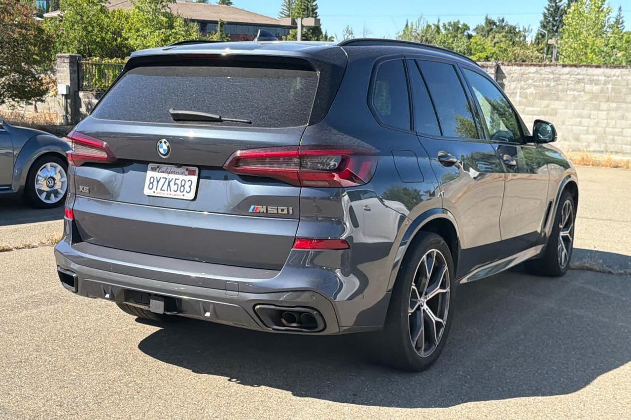 2022 BMW X5 M50i M50i