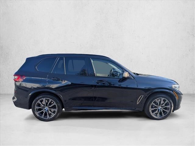 2022 BMW X5 M50i