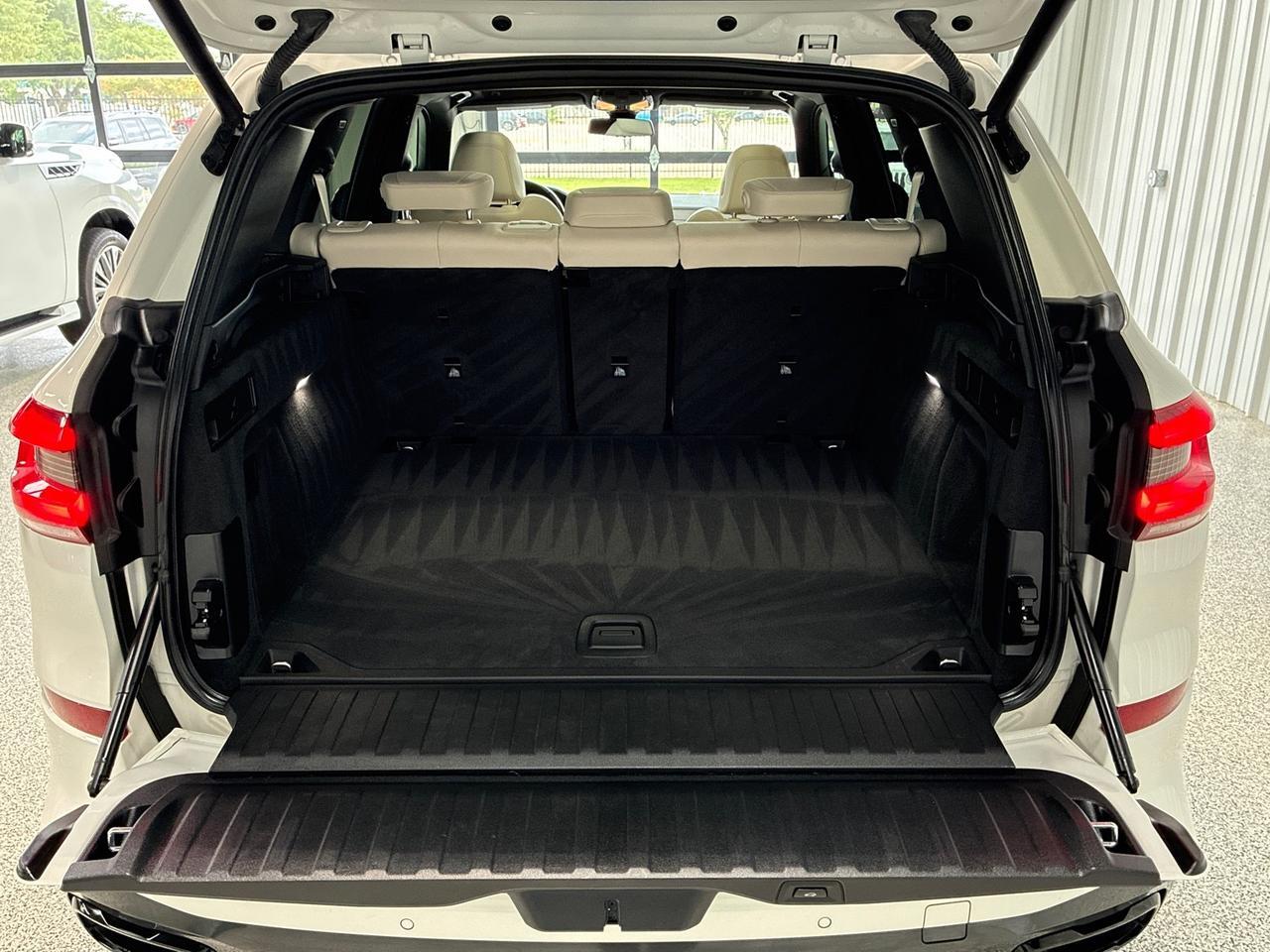 2022 BMW X5 sDrive40i, M-Sport Pk, Parking Assistance Pkg, 4-Zone Climate Houston TX