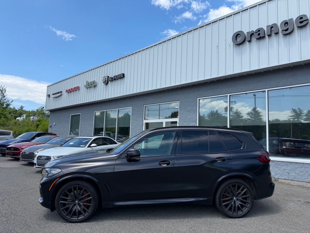 2022 BMW X5 xDrive40i Orange MA