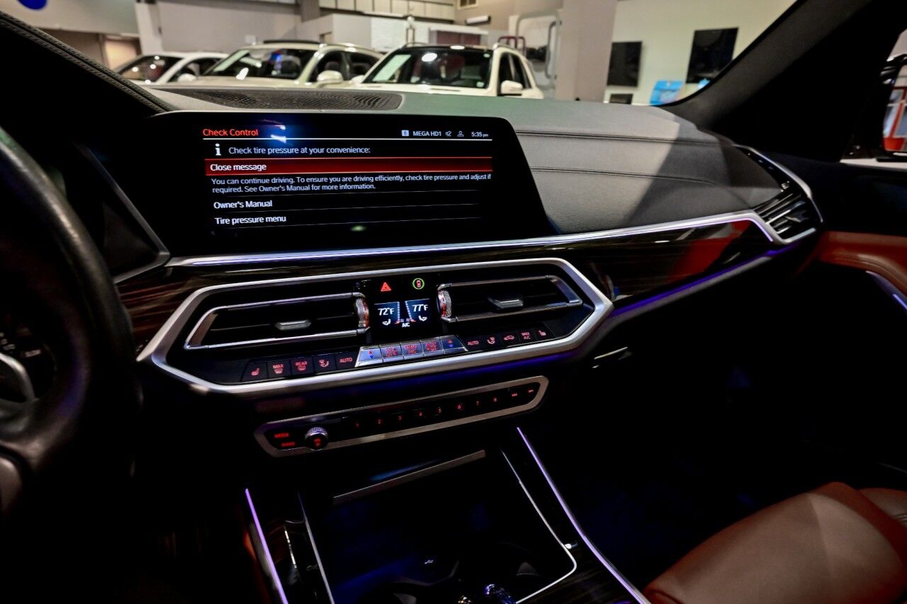 2022 BMW X5 xDrive40i, Leather, Premium and Park Assist Pkg, Rear Shades, Glass Control Springfield NJ