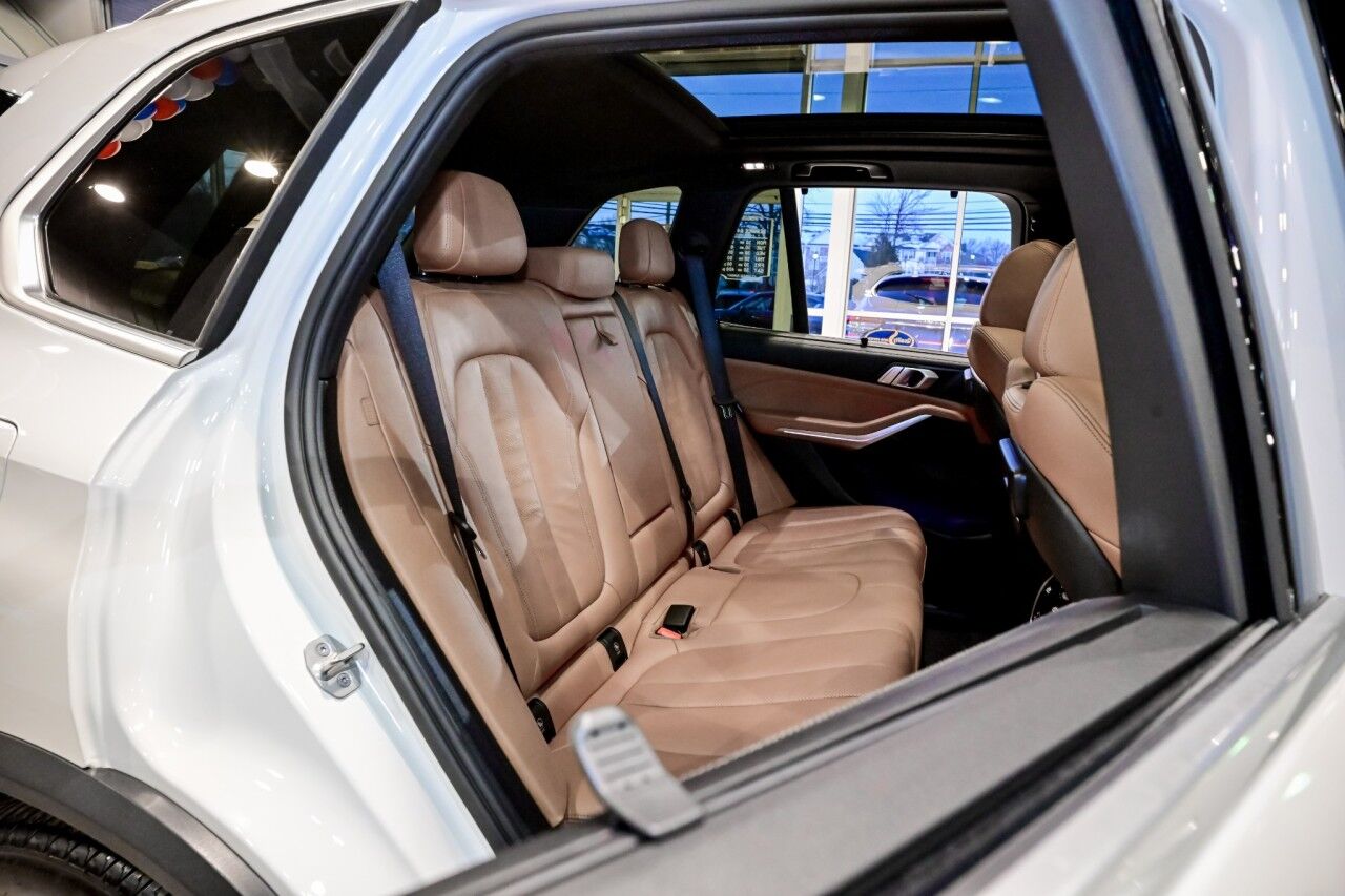 2022 BMW X5 xDrive40i, Leather, Premium and Park Assist Pkg, Rear Shades, Glass Control Springfield NJ