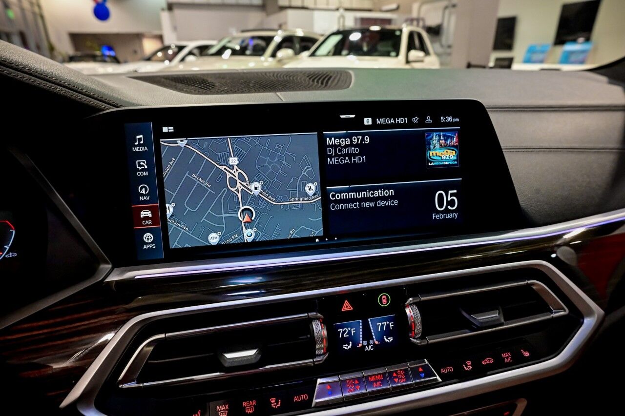 2022 BMW X5 xDrive40i, Leather, Premium and Park Assist Pkg, Rear Shades, Glass Control Springfield NJ