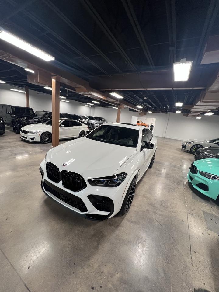 2022 Bmw X6 photo 2