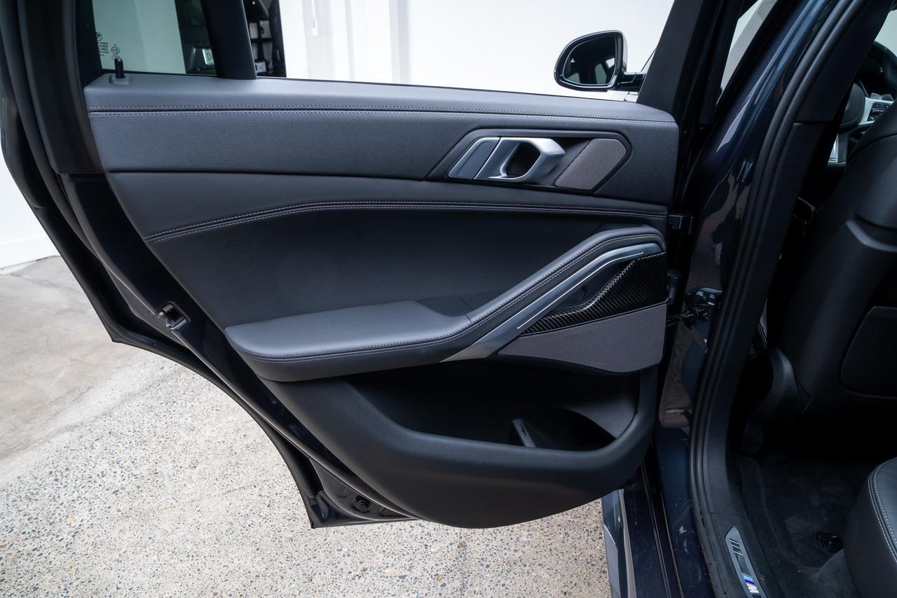 2022 BMW X6 M50i 1 Owner / Premium Package / Parking Assist Package Portland OR