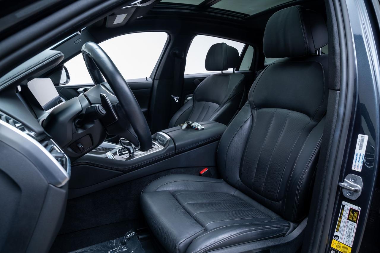 2022 BMW X6 M50i 1 Owner / Premium Package / Parking Assist Package Portland OR