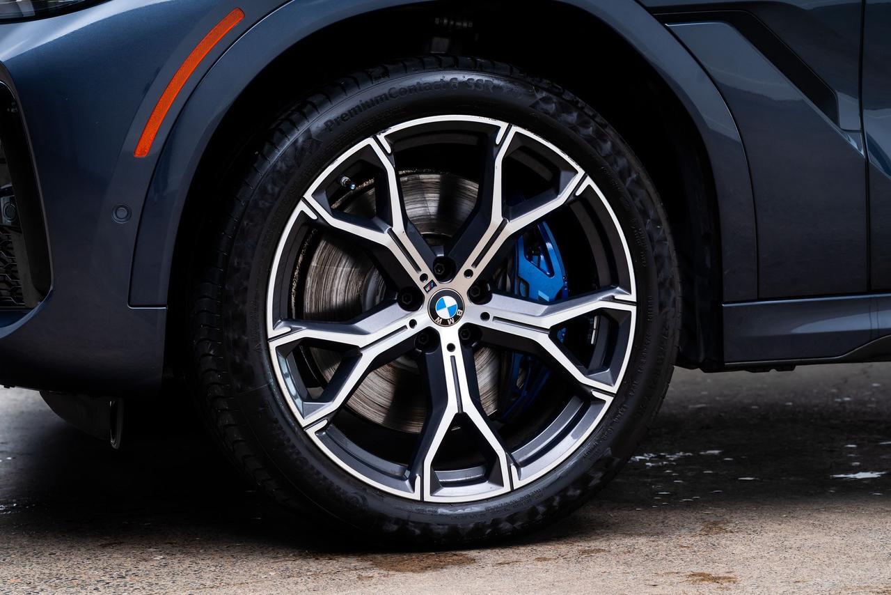 2022 BMW X6 M50i 1 Owner / Premium Package / Parking Assist Package Portland OR