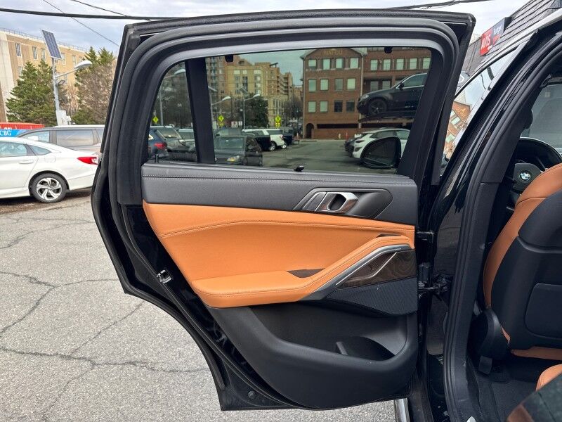 2022 BMW X6 xDrive40i AWD w/ M Sport Package Arlington VA