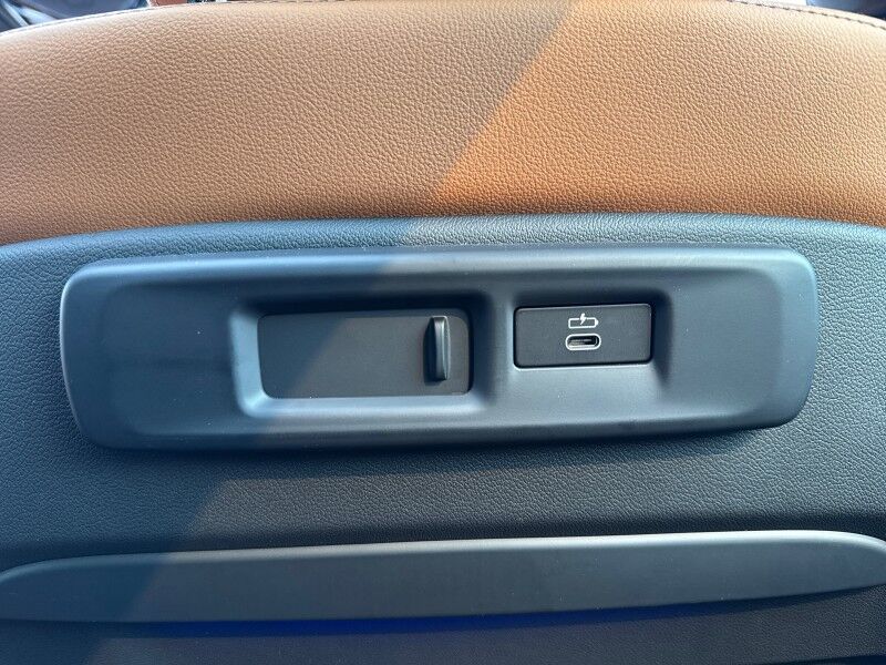 2022 BMW X6 xDrive40i AWD w/ M Sport Package Arlington VA