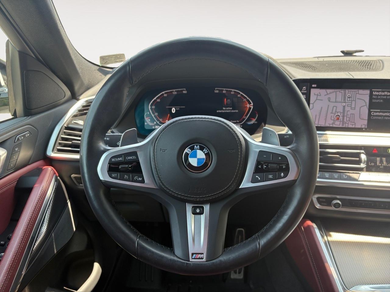 2022 BMW X6 xDrive40i, HEADS-UP DISPLAY, POWER LIFTGATE, HEATED FRONT & REAR SEATS, APPLE CARPLAY/ANDROID AUTO, PANORAMIC MOONROOF, LANE KEEP ASSIST, BLIND SPOT ALERT, VIRGINIA OWNED, ONLY 1 OWNER, LOW MILEAGE, CLEAN CERTIFIED CARFAX, RIDE IN LUXURY THIS SUMMER! Virginia Beach VA