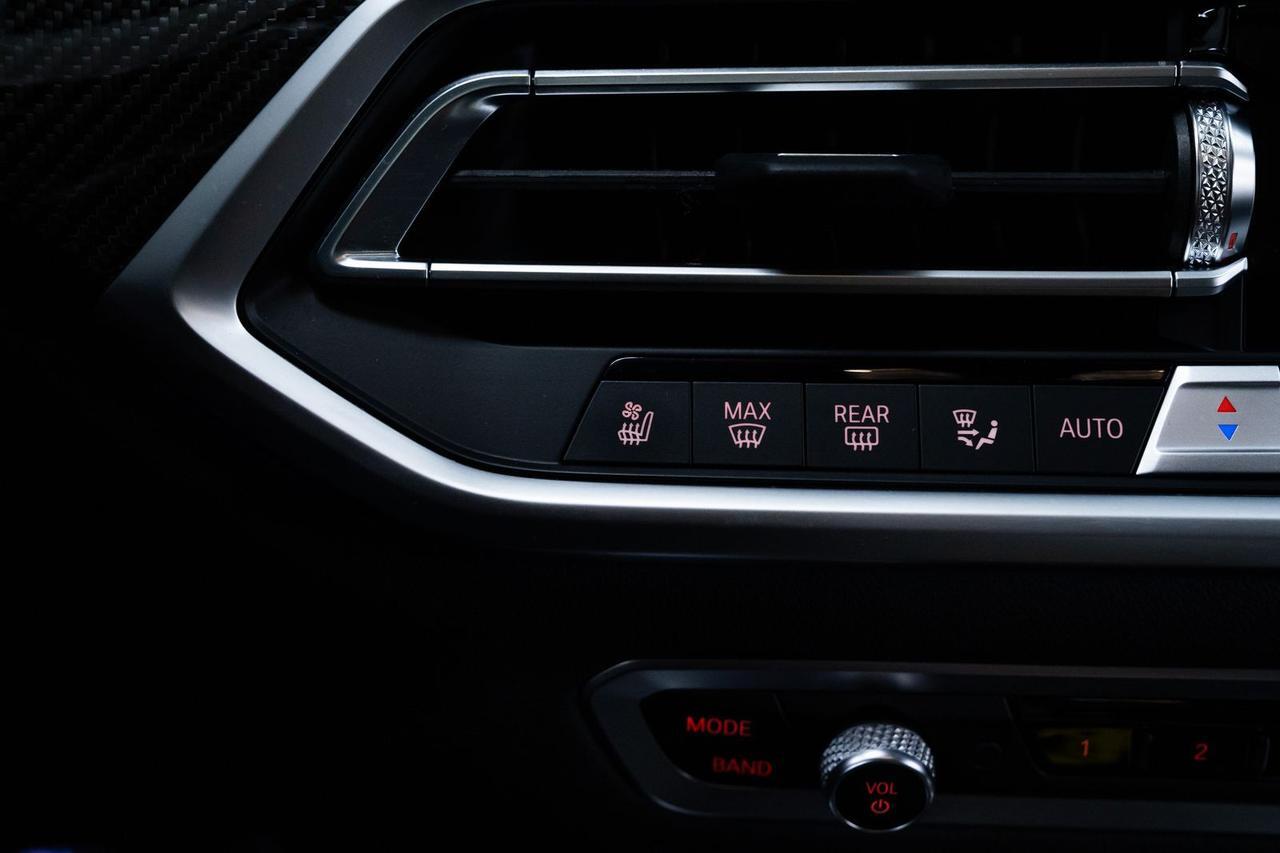 2022 BMW X6 xDrive40i M Sport Package Luxury Seating Package Portland OR