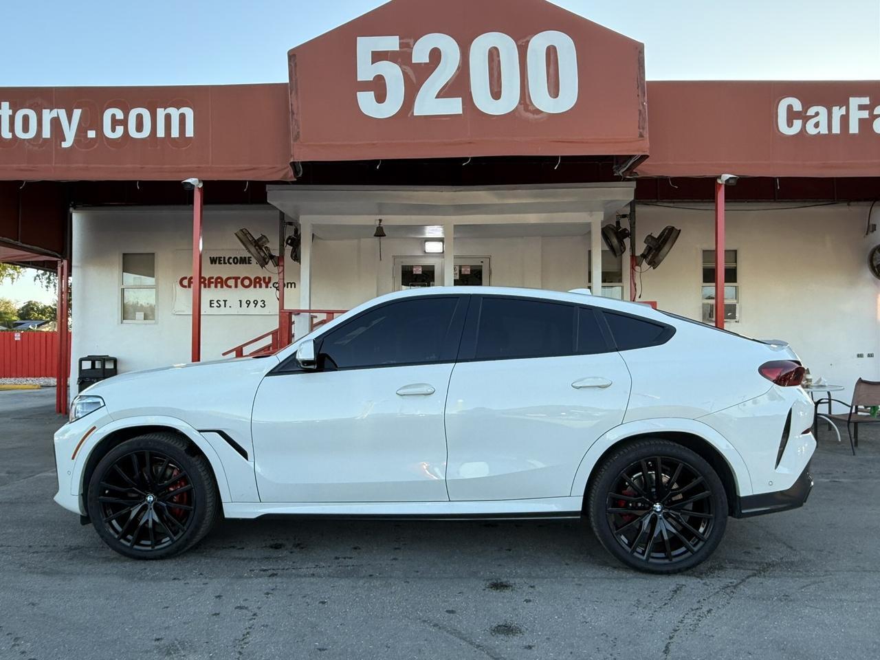 2022 BMW X6 xDrive40i