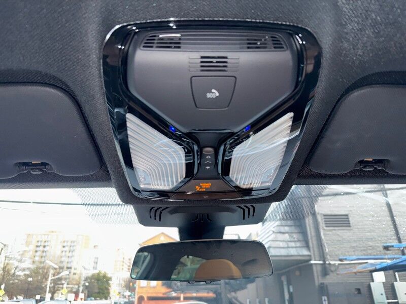 2022 BMW X6 xDrive40i w/ M Sport Package Arlington VA