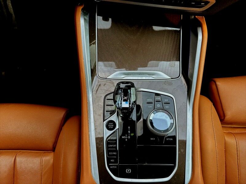 2022 BMW X6 xDrive40i w/ M Sport Package Arlington VA