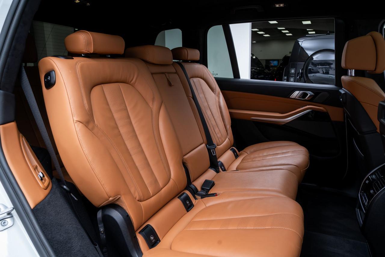2022 BMW X7 M50i 1 Owner / Executive Package / Driving Assist Packa Portland OR