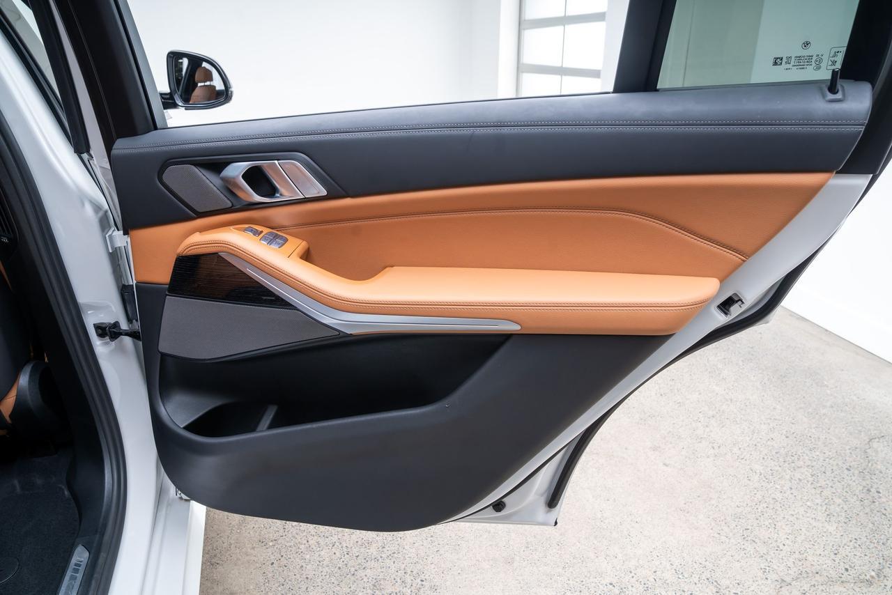 2022 BMW X7 M50i 1 Owner / Executive Package / Driving Assist Packa Portland OR