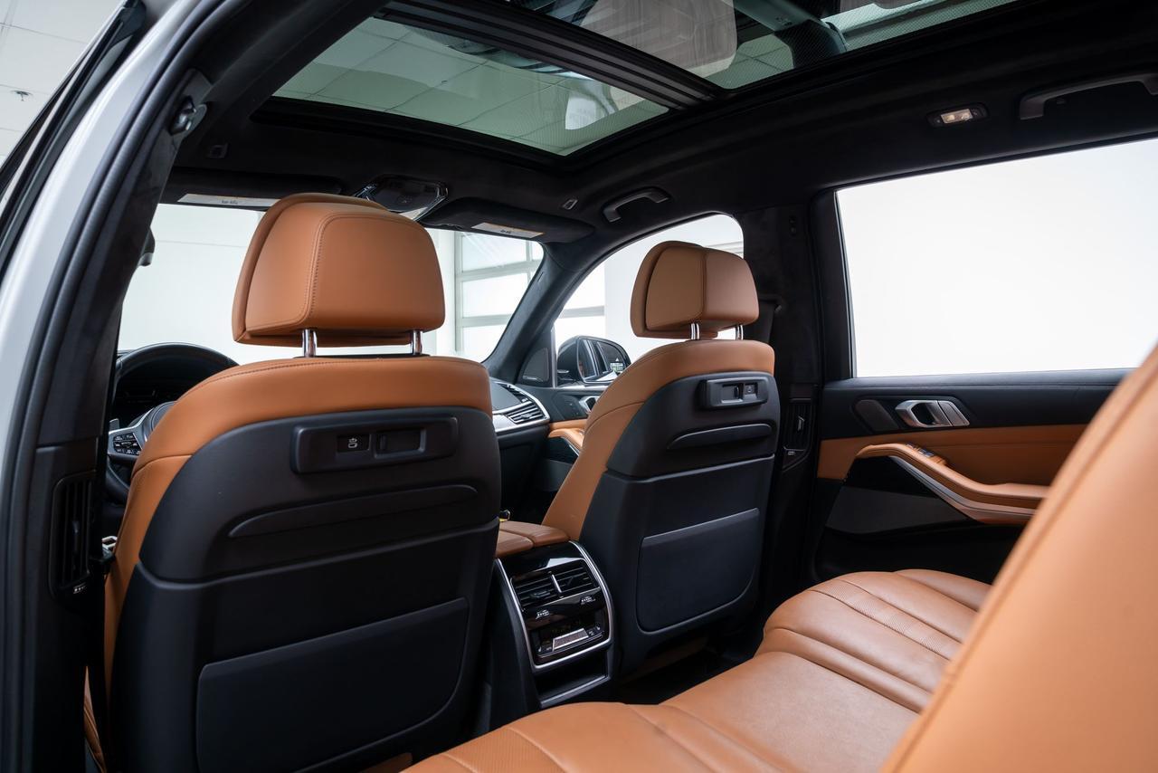 2022 BMW X7 M50i 1 Owner / Executive Package / Driving Assist Packa Portland OR