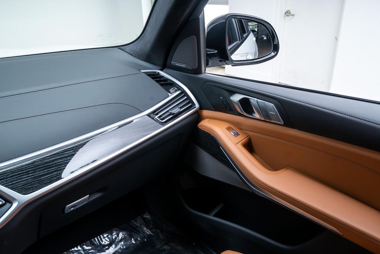 2022 BMW X7 M50i 1 Owner / Executive Package / Driving Assist Packa Portland OR