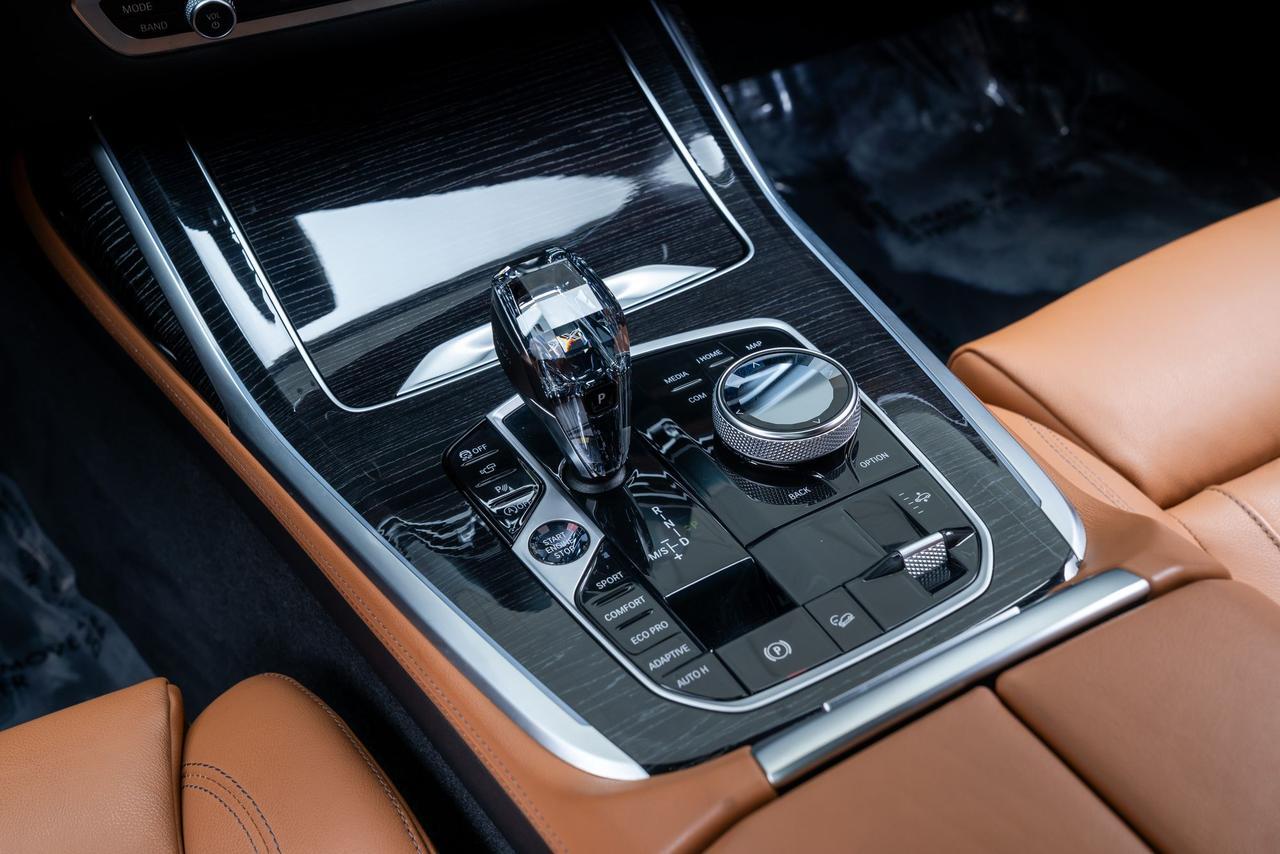 2022 BMW X7 M50i 1 Owner / Executive Package / Driving Assist Packa Portland OR