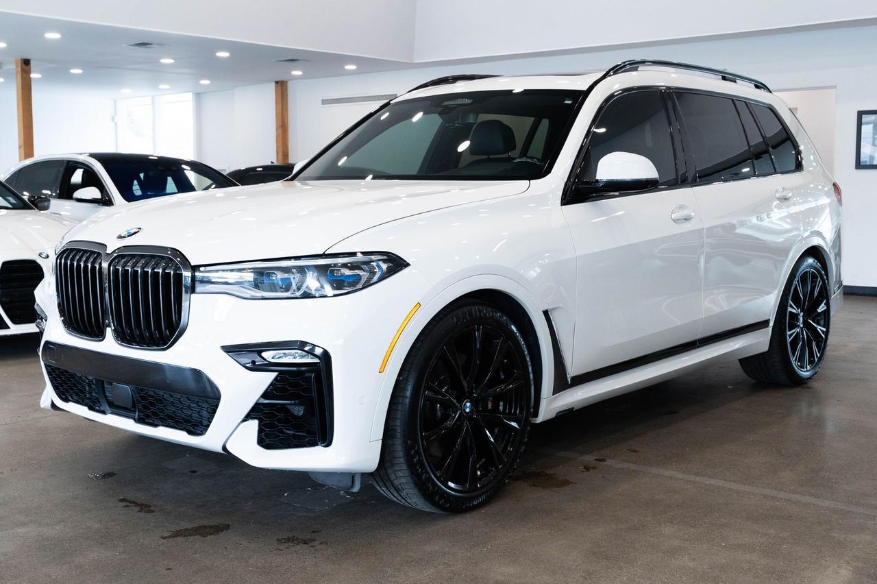 2022 BMW X7 M50i