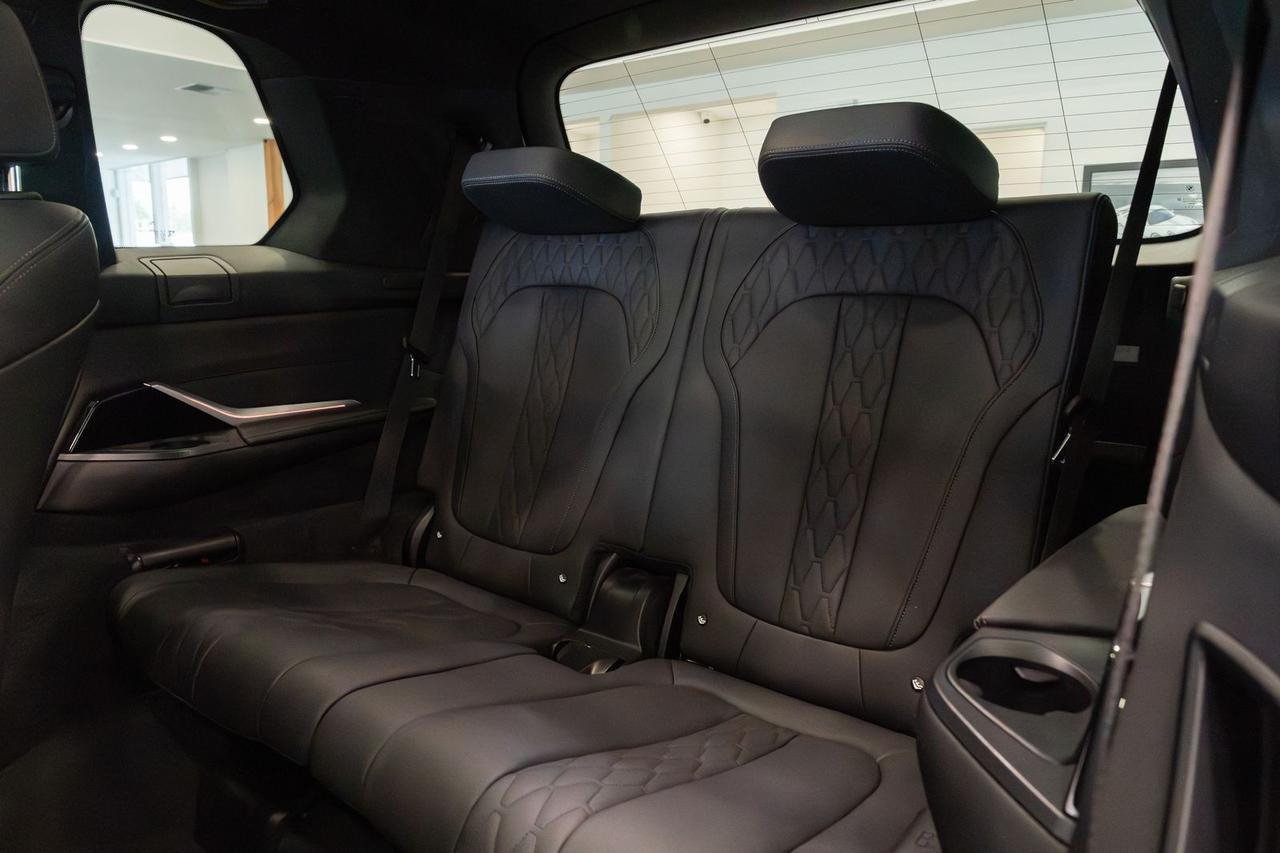 2022 BMW X7 M50i Gladstone OR