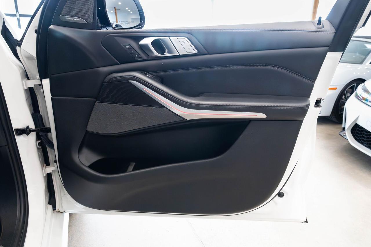 2022 BMW X7 M50i Gladstone OR