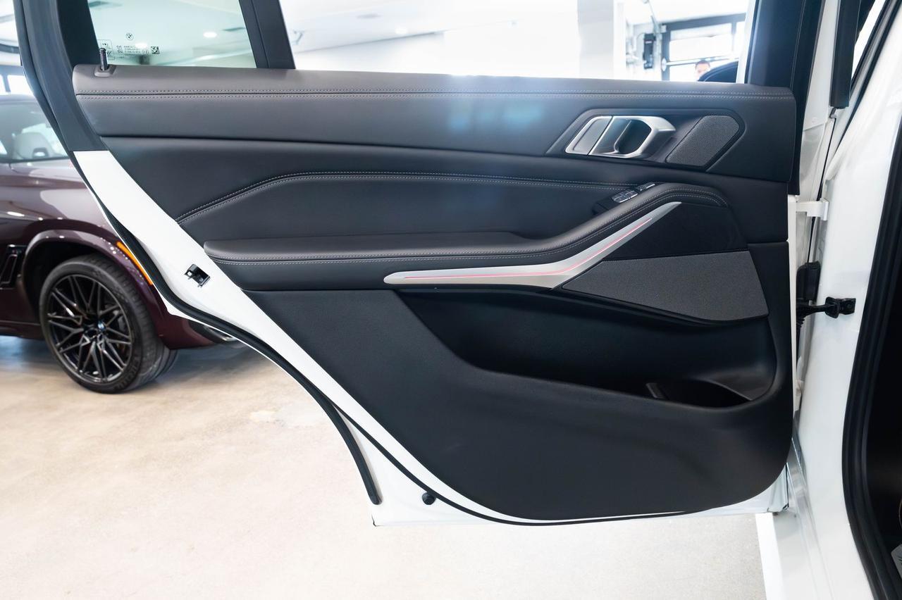 2022 BMW X7 M50i Gladstone OR