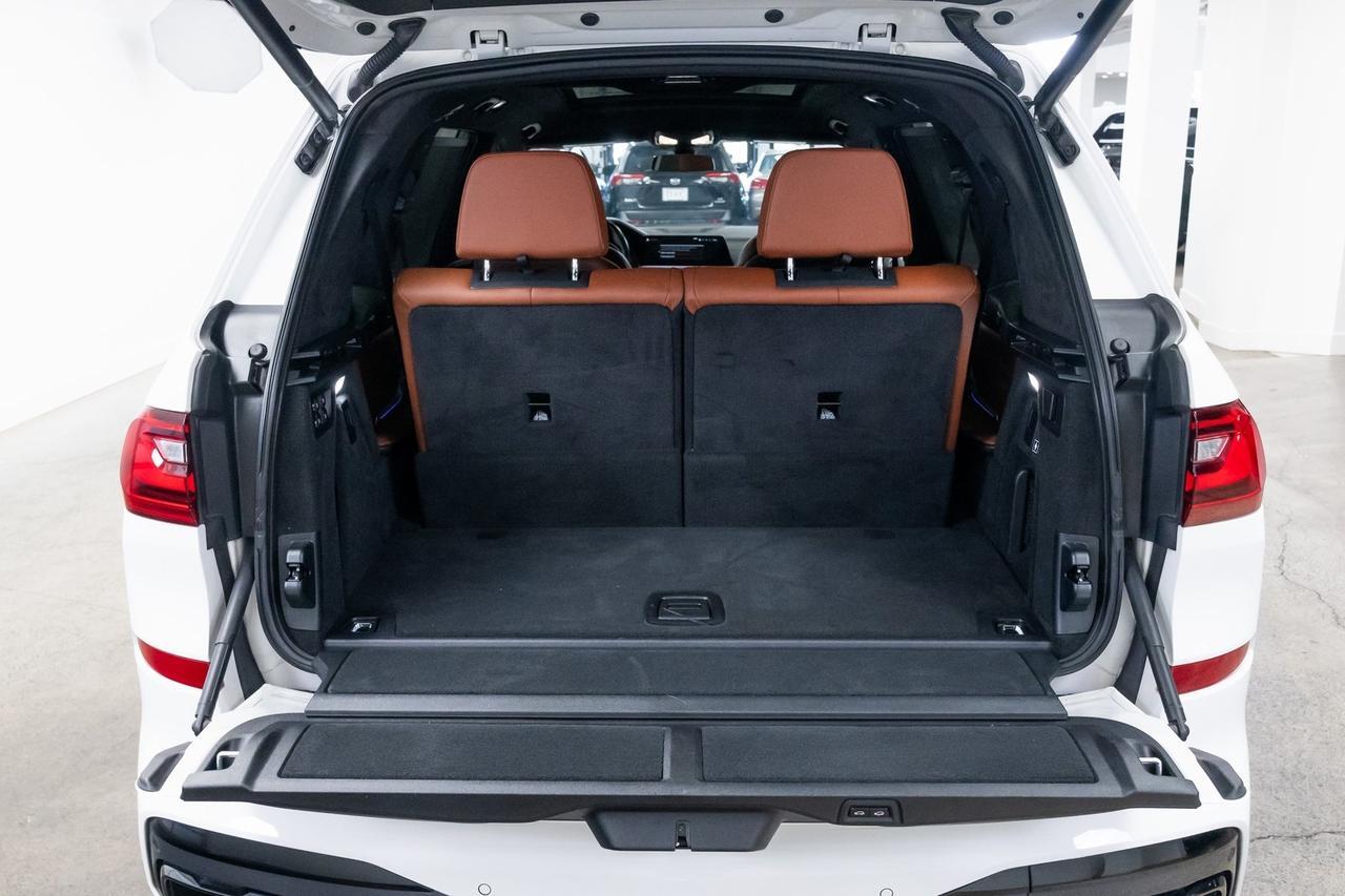 2022 BMW X7 M50i Luxury Seating Package Rear Captains Chairs Execut Portland OR