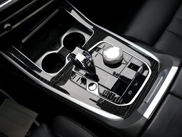 2022 BMW X7 M50i Oshkosh WI