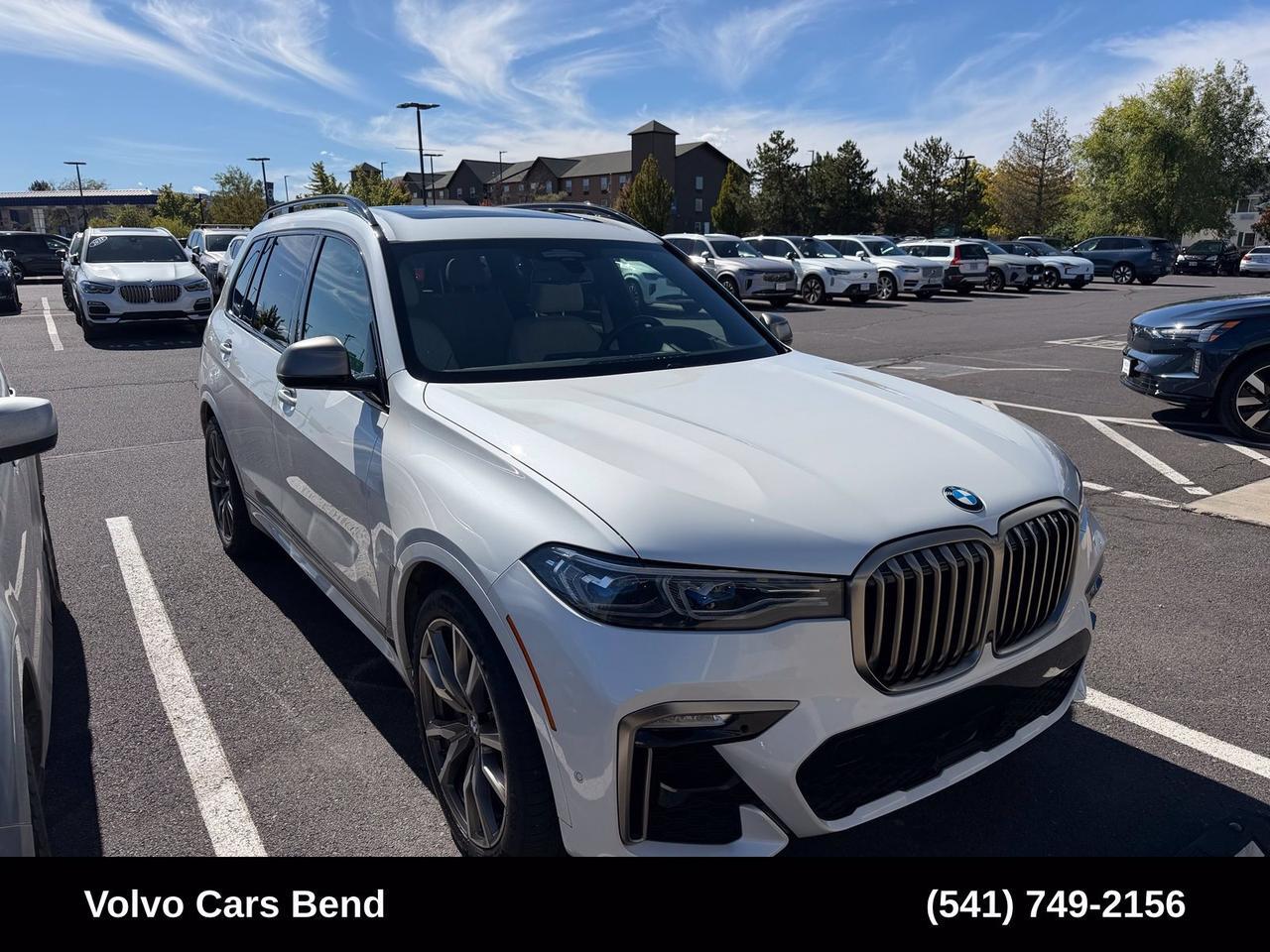 2022 BMW X7 M50i