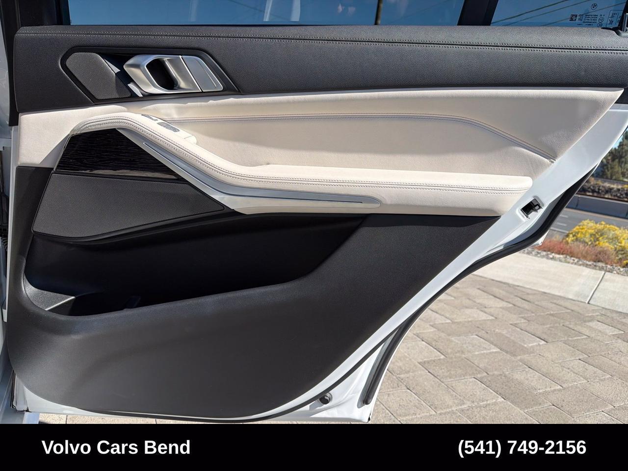 2022 BMW X7 M50i Bend OR