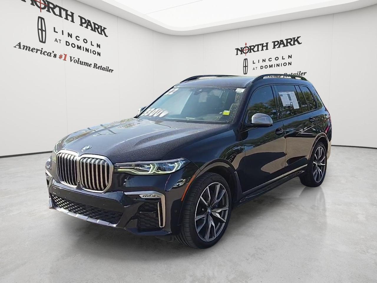 2022 BMW X7 M50i