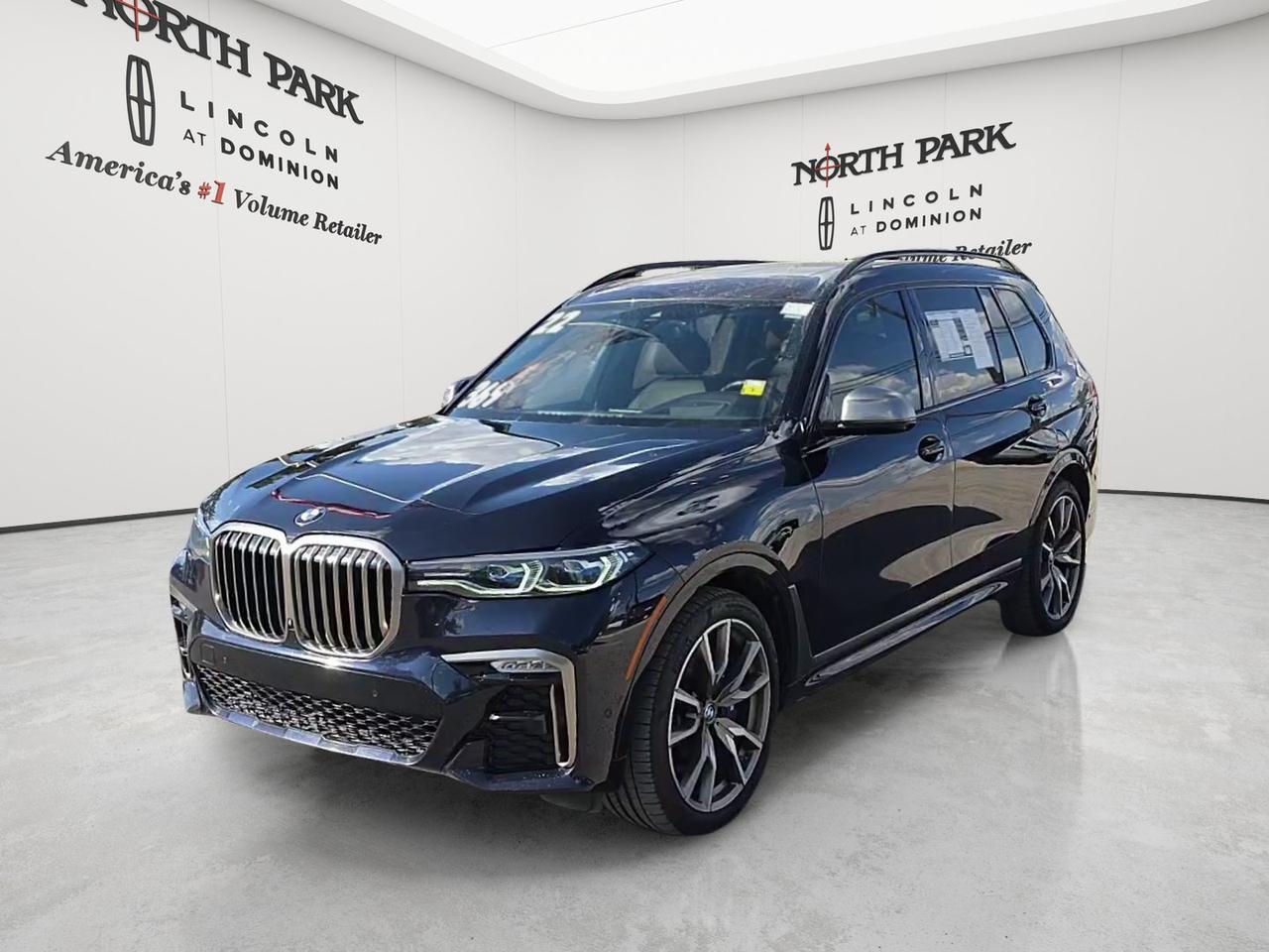 2022 BMW X7 M50i