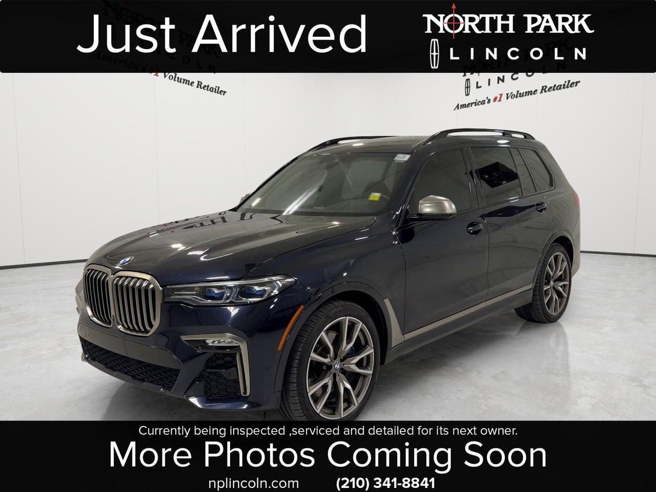 2022 BMW X7 M50i